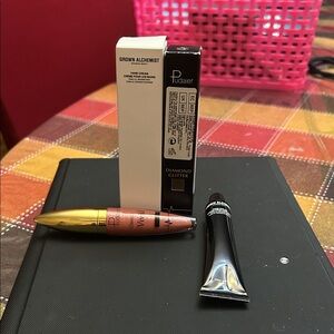 Grown Alchemist Hand Cream and Pudaier Lip Gloss Set